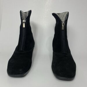 La CANADIENNE Evitta Black Suede Ankle Boots with Gray Fur Trim